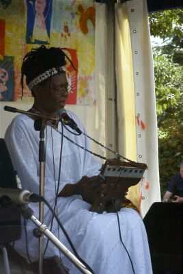 Stella Chiweshe, Coin Street Festival 2004